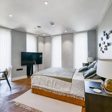 Apartment Moderno Con 2 Da Letto Rome